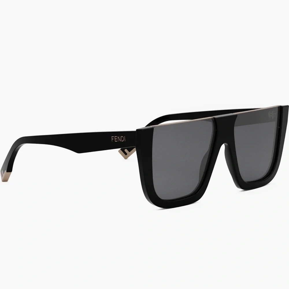 Fendi Black Sunglasses‎